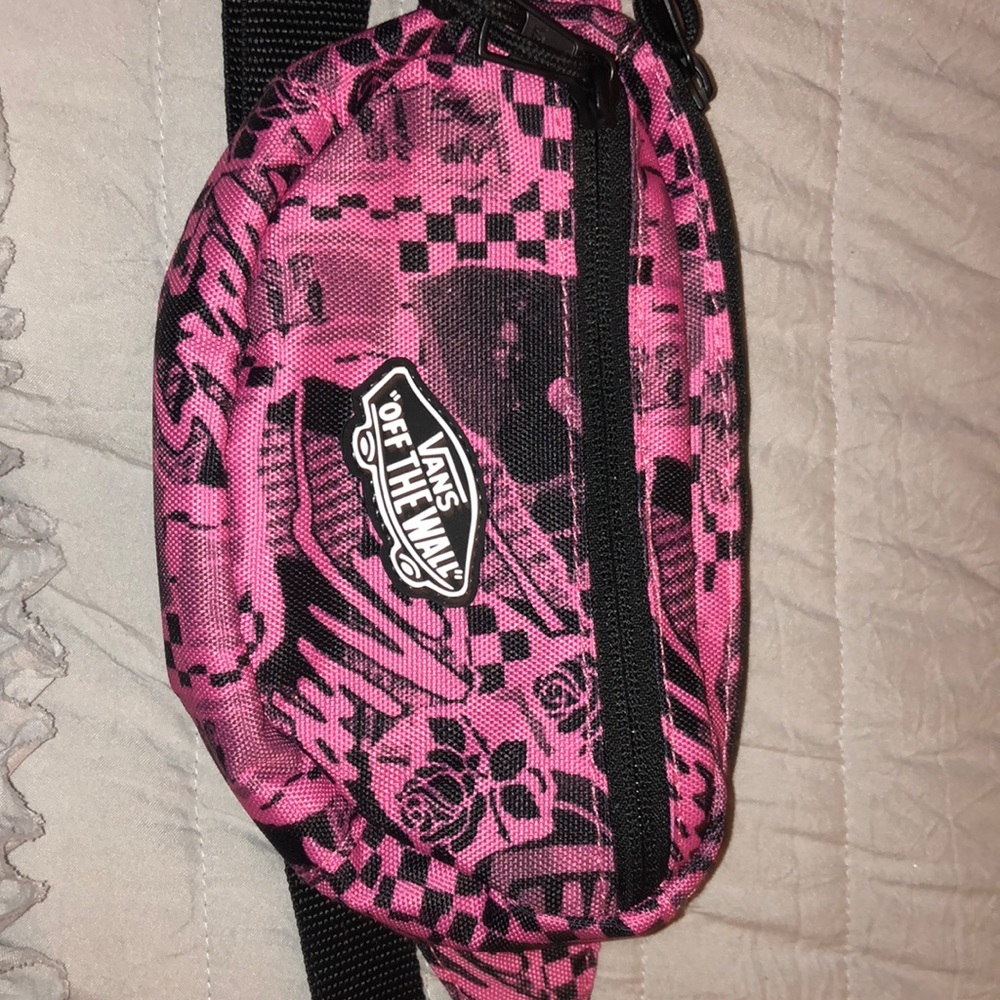 vans fanny pack